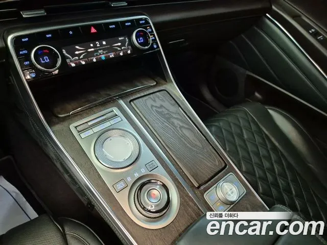 Genesis GV80 — Фото автомобиля 11