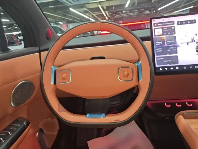 Changan Qiyuan E07 — Фото автомобиля 10