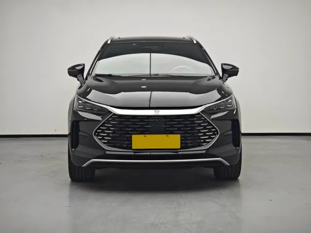 BYD Tang — Фото автомобиля 2
