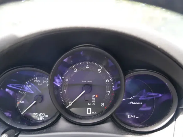 Porsche Macan — Фото автомобиля 12