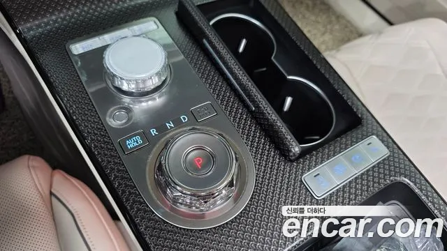 Genesis G80 Бензин 2.5 турбо AWD — Фото автомобиля 8