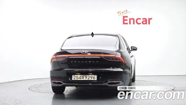Hyundai Grandeur Новый Grandeur IG 3.0 LPi (Для проката) — Фото автомобиля 4