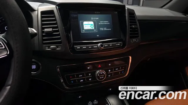 KG_Mobility_Ssangyong Rexton — Фото автомобиля 16