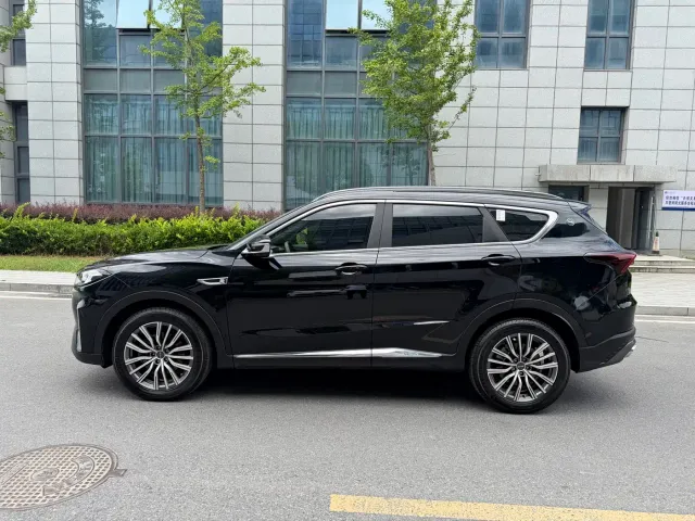 Jetour X70 Plus — Фото автомобиля 5