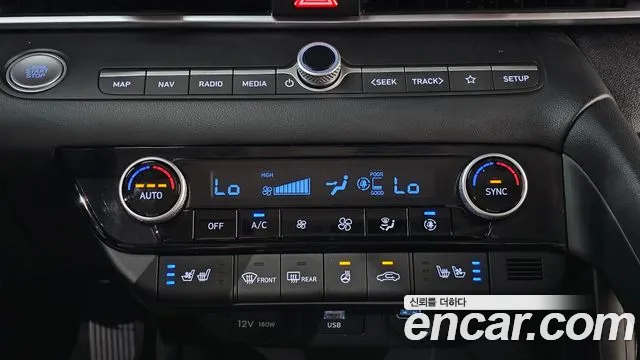 Hyundai AVANTE Avante (CN7) — Фото автомобиля 28