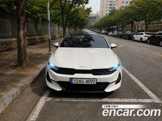 Фотография автомобиля — Kia K5 Generation 3