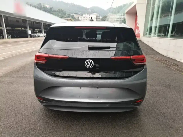 Volkswagen ID.3 — Фото автомобиля 5