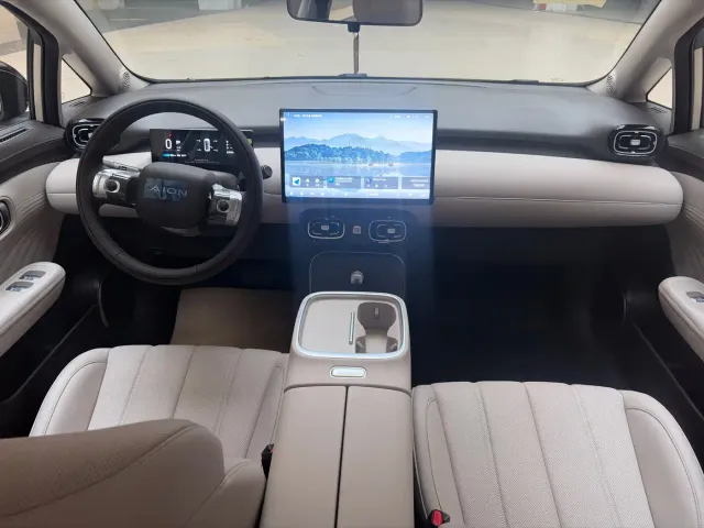 GAC Aion UT — Фото автомобиля 10