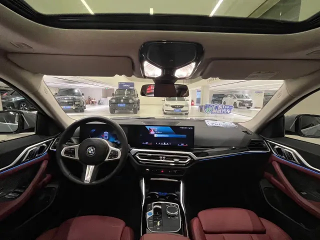 BMW i4 — Фото автомобиля 8