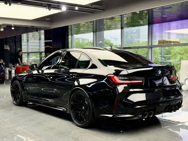 BMW M3 — Фото автомобиля 6