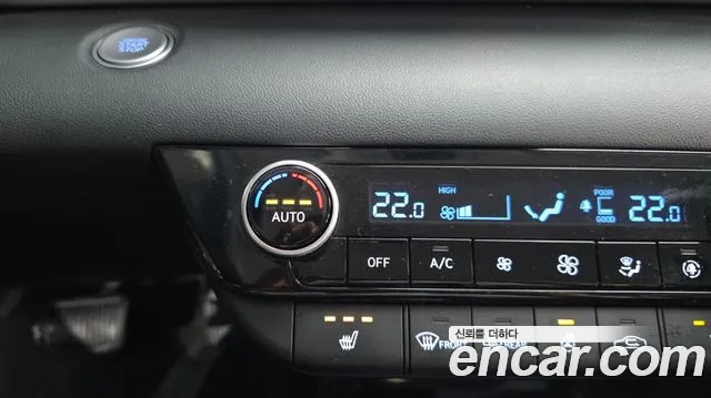 Hyundai Avante CN7 — Фото автомобиля 28