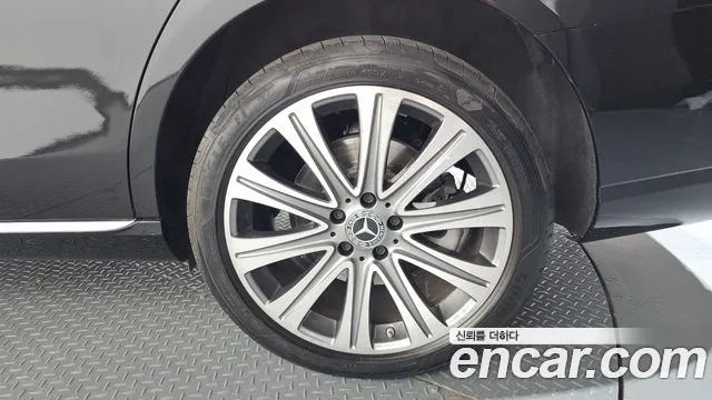 Mercedes-Benz E-Class E-класс W213 E350 4MATIC Exclusive — Фото автомобиля 20