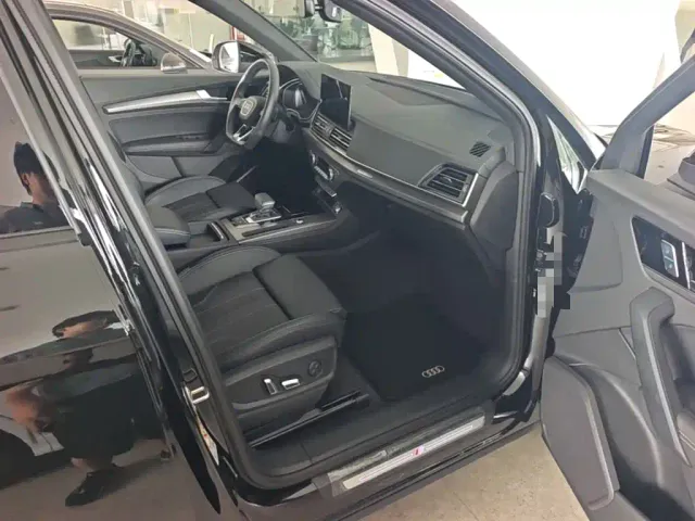 Audi Q5L — Фото автомобиля 8