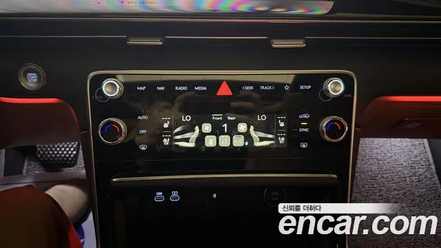 Genesis GV80 2.5T Бензин AWD — Фото автомобиля 14