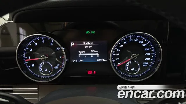 Hyundai Grandeur Grandeur (New) — Фото автомобиля 8