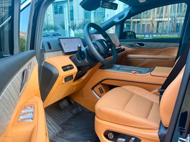 Wey Alpine — Фото автомобиля 7