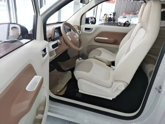 Wuling Hongguang Mini EV — Фото автомобиля 14