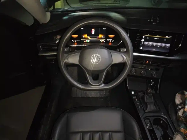 Volkswagen Passat — Фото автомобиля 2