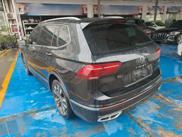 Volkswagen Tiguan L — Фото автомобиля 4