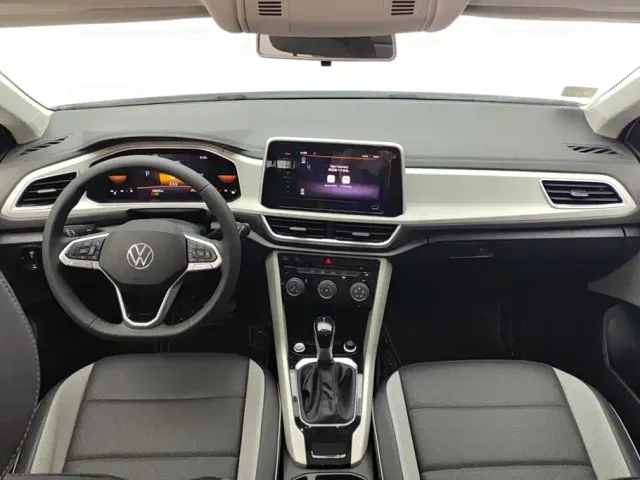 Volkswagen T-Roc — Фото автомобиля 12