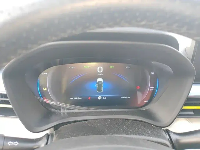 Geely Geometry EX3 Kung Fu Bull — Фото автомобиля 11