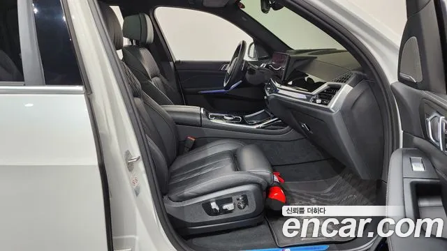BMW X7 — Фото автомобиля 6