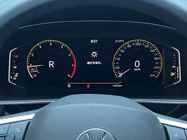 Volkswagen Passat — Фото автомобиля 9