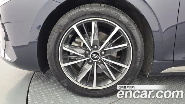 Hyundai Grandeur Новый Grandeur IG — Фото автомобиля 16