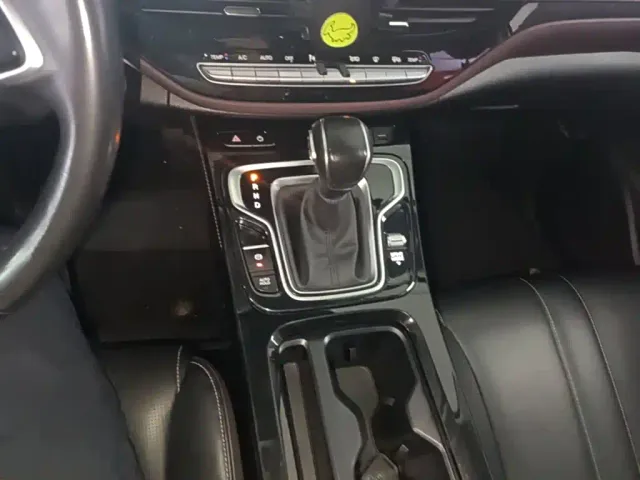 GAC Trumpchi M6 — Фото автомобиля 13