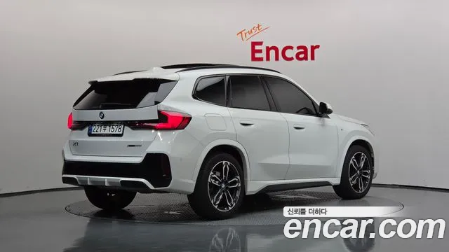 BMW X1 — Фото автомобиля 2
