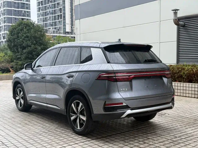 BYD Song Pro — Фото автомобиля 6