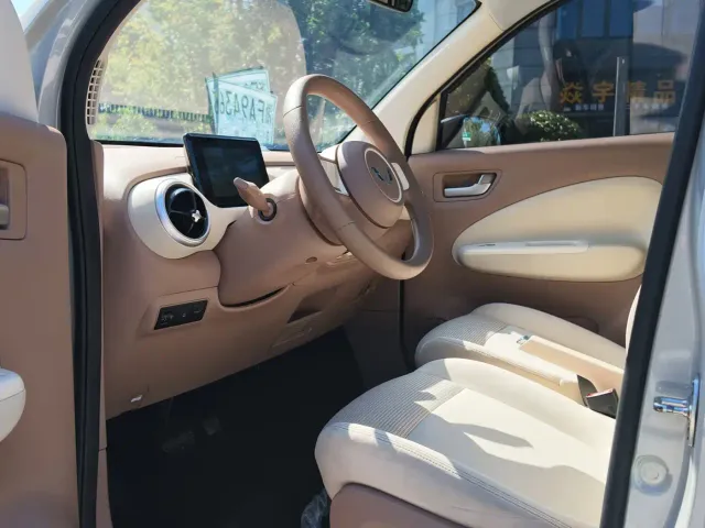 Wuling Hongguang Mini EV — Фото автомобиля 9