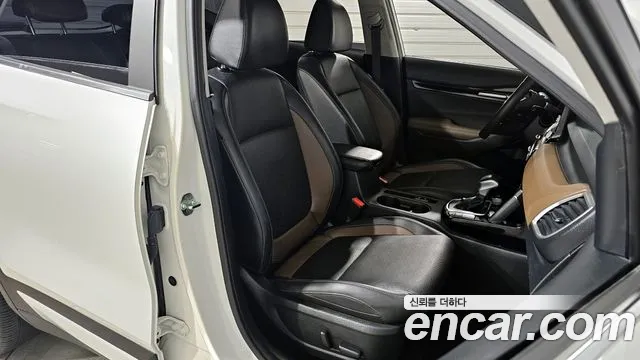 Kia Seltos Seltos Бензин 1.6 турбо 2WD — Фото автомобиля 10