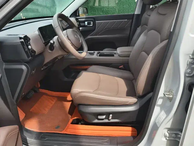Wuling Starlight 560 — Фото автомобиля 9