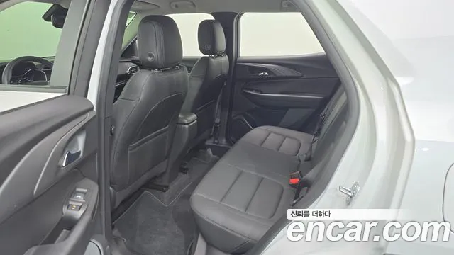 Chevrolet Trailblazer — Фото автомобиля 11