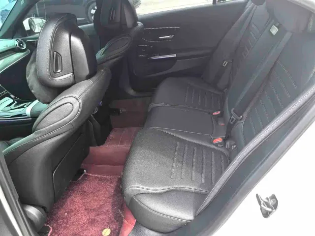 Mercedes-Benz C-Class — Фото автомобиля 4