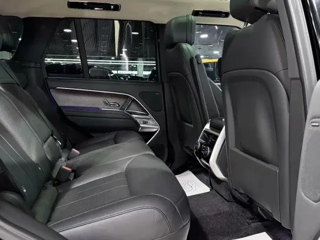 Land Rover Range Rover — Фото автомобиля 8