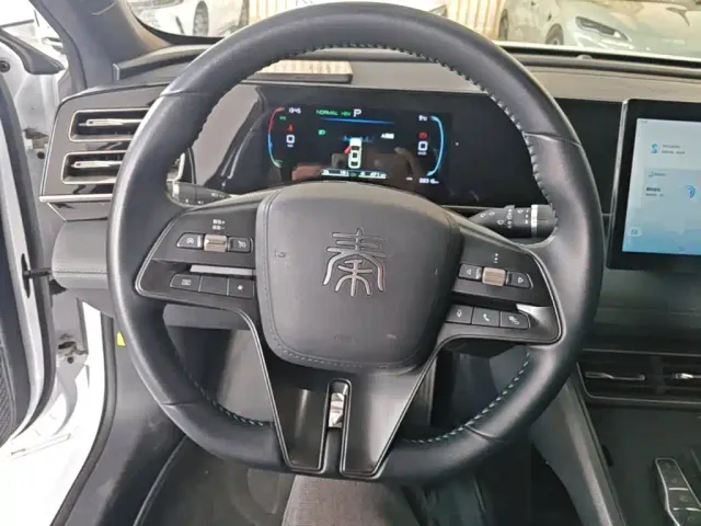 BYD Qin L — Фото автомобиля 10