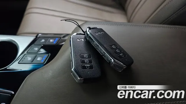 Kia K8 K8 Hybrid — Фото автомобиля 15
