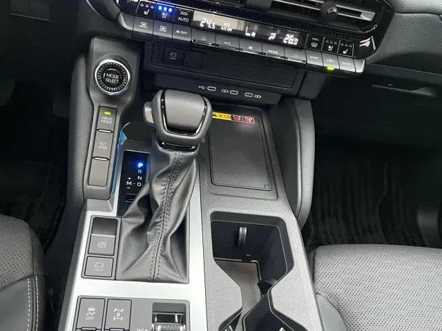 Toyota Prado — Фото автомобиля 18