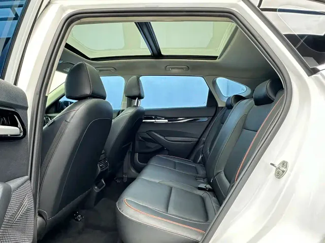 Kia Seltos — Фото автомобиля 5