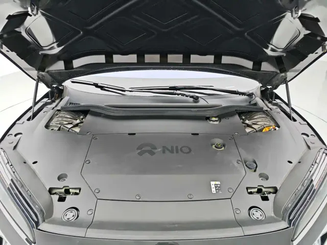 Nio ET5 Touring — Фото автомобиля 15