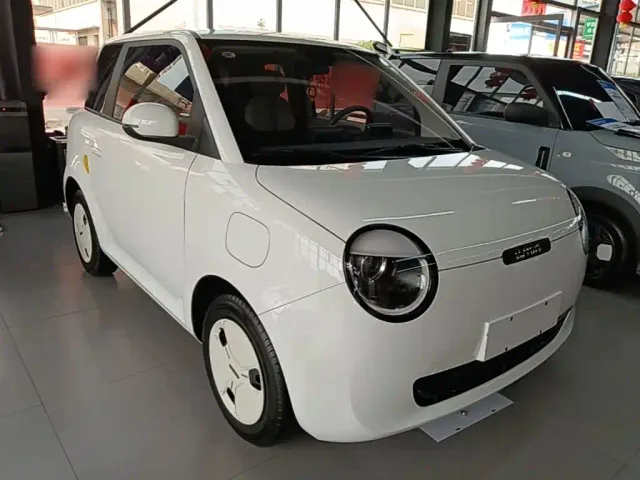 Changan Lumin — Фото автомобиля 3