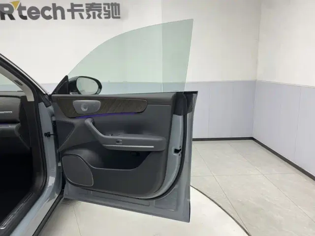 Leapmotor C11 — Фото автомобиля 27