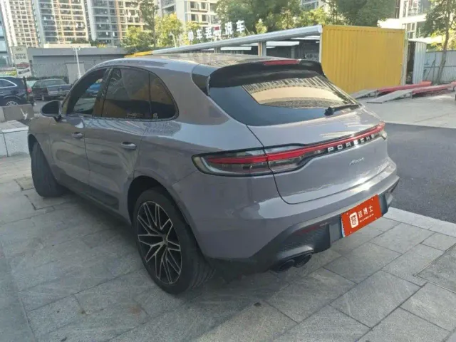Porsche Macan — Фото автомобиля 6