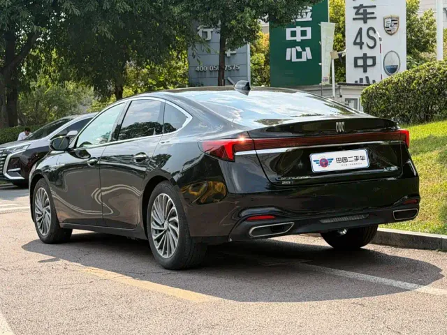 Buick LaCrosse — Фото автомобиля 4