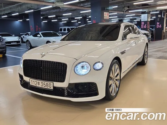 Bentley Flying Spur — Фото автомобиля 3
