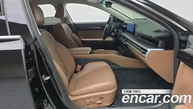 Hyundai Grandeur Grandeur (GN7) 3.5 Бензин 2WD — Фото автомобиля 11