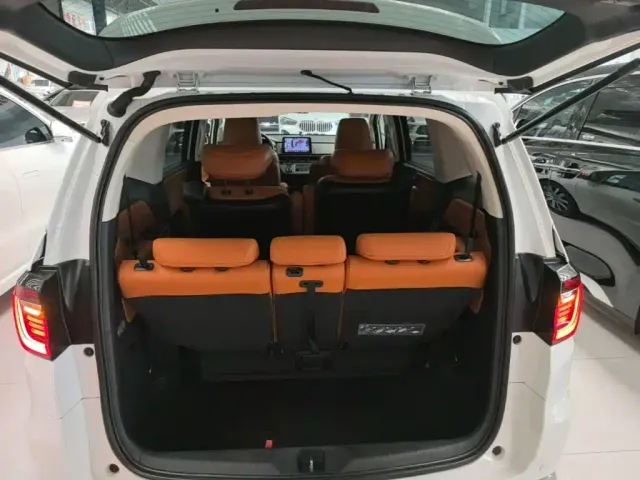 Honda Odyssey — Фото автомобиля 18