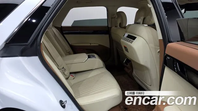 Hyundai Grandeur GN7 — Фото автомобиля 17